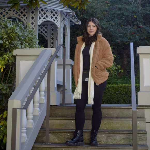 Meet your Posher, Charlie - Picture 5 of 5